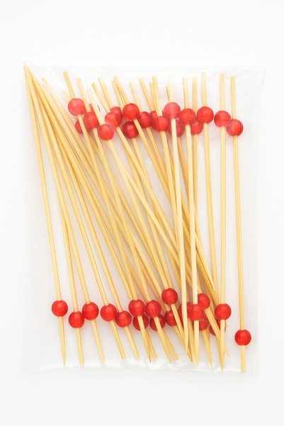 United Foods 100 Pieces Red Beaded Toothpicks – 12 cm |   Party, Presentation, Cocktail and Catering Toothpick