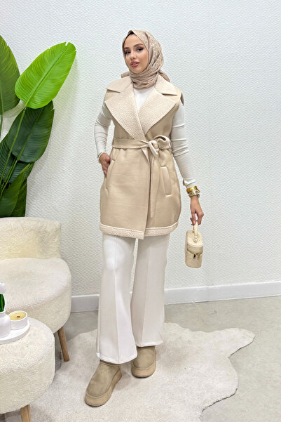Tesettür Diyarı Leyzar Fur Detailed Belted Leather Hijab Vest - Cream Standar...