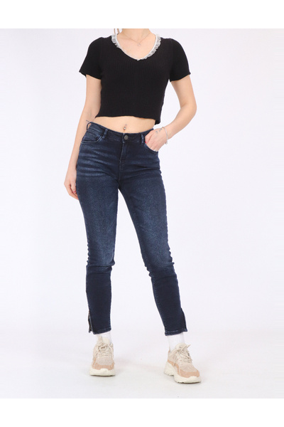 Noisy May Blugi, Bleumarin