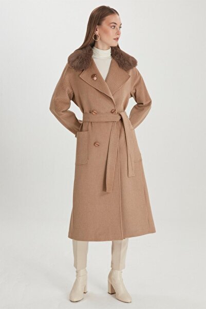 Zühre Yaka Kürklü Kaban