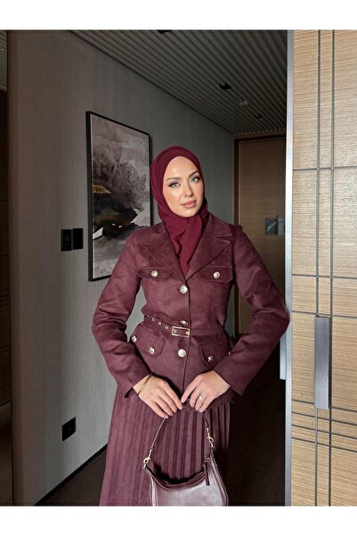 QASHE Suede Skirt Two-Piece Set