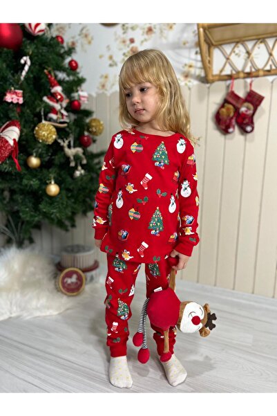 YİGİT BUTİK New Year's Themed Girls' Pajama Set