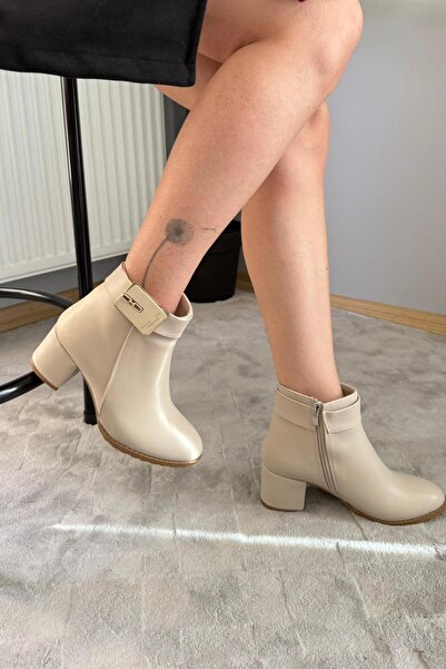 asmi shoes Γυναικείες μπότες με τακούνι (6 εκ.) με οβάλ μύτη, δερμάτινες με κρεμ αγκράφα Mabel