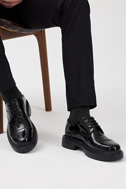 Terziayhan Μπότες από δερμάτινο λουστρίνι με μαύρα κορδόνια Terzi Ayhan