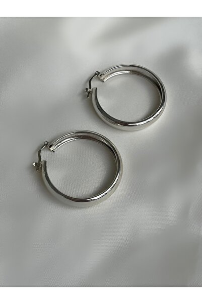 Twinssis Accessories أقراط فضية اللون كبيرة