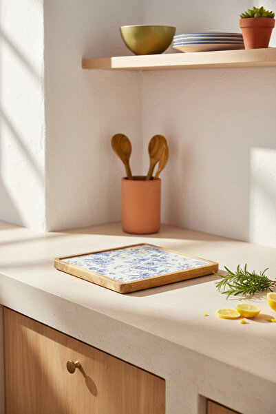 Bambum Gura Square Tray Rose Medium