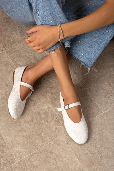 dabab shoes Lévana Women's White Knitted Textured Buckle Round Toe Mary Jane Ballet Flat Shoes