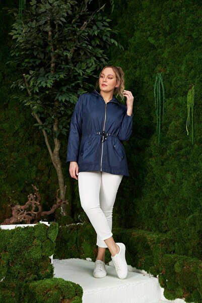 RMG Large size trench coat with net detail