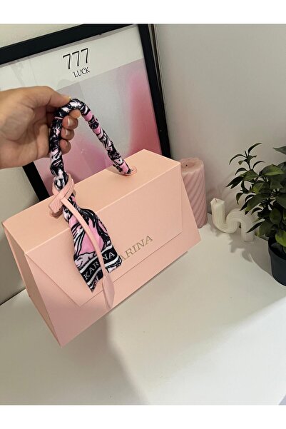 KARİNA شنطة مكياج مختصره