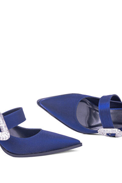 MARY Special Series Jane High Heels Designed with Luxurious Textured Fabric and Glittering Triangle Buckle