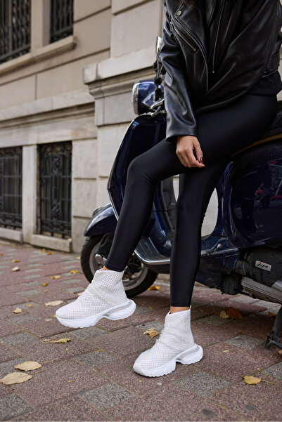 ANGELİNA JONES DEJAA TENIS DE FEMEI ALBI CU DETALII CU STRASURI