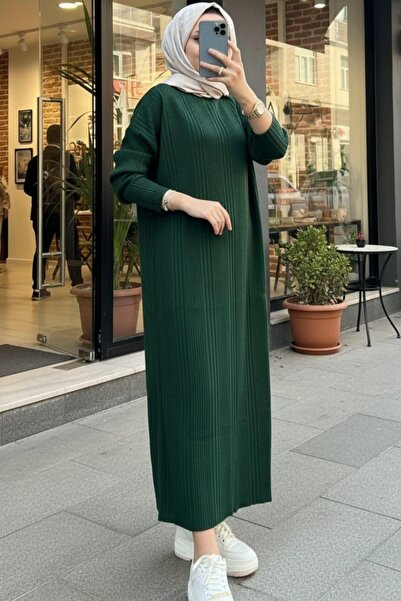 Mossta Green Look Straight Cut Hijab Knitwear Dress – Stylish & Comfortable
