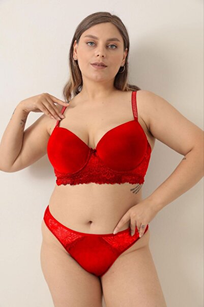 Love Angels Plus Size Lace Detailed Oversized Underwear Set