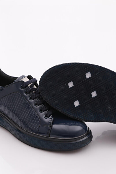 DGN 2570815 Men's Classic Shoes