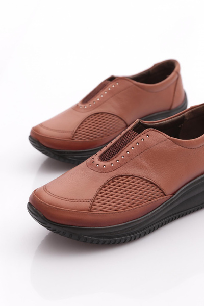 DGN 304 Women's Comfort Shoes