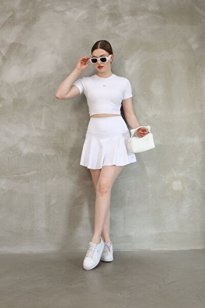 strivex Stonic Short Sleeve Fit White Crop Tshirt