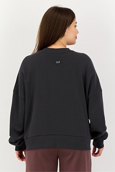 New Balance Women Oversized Fit Long Sleeve Outdoor Sweatshirt, Dark Grey