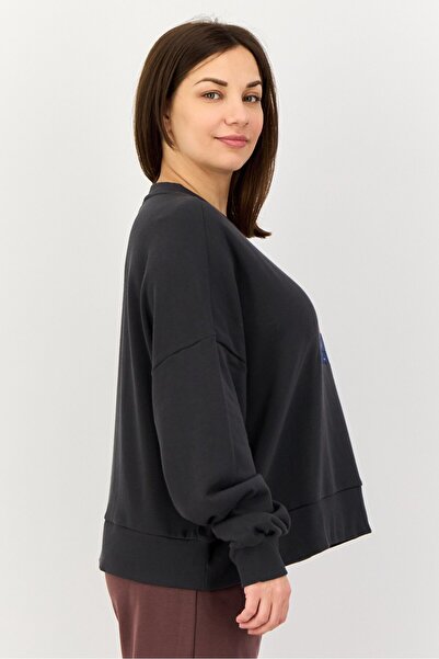 New Balance Women Oversized Fit Long Sleeve Outdoor Sweatshirt, Dark Grey