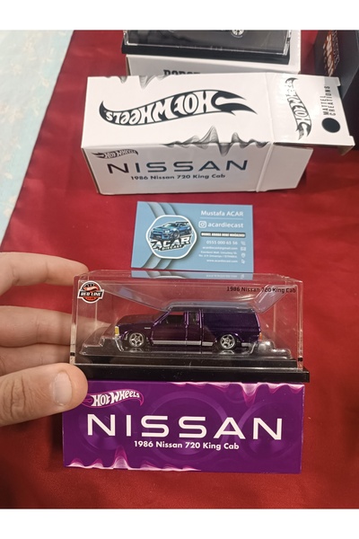 HOT WHEELS 2024 RLC 1986 NISSAN 720 KING CAB WITH POSABLE DANCING BED SPEAKERS
