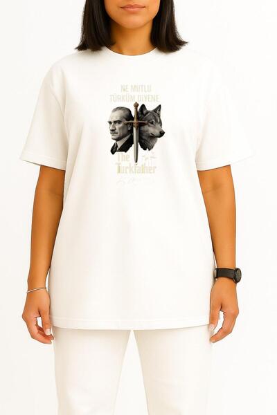 Bahriyeli Collection Oversized the Turkishfather, Saying I Am the Happiest Turk, Chest Printed Unisex T-Shirt