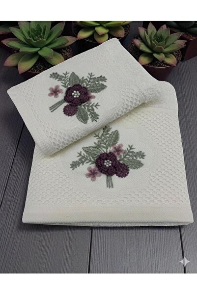 alinastore NAKIŞLI 3 BOYUTLU ANALI KIZLI PAMUKLU HAVLU (KREM-MÜRDÜM)