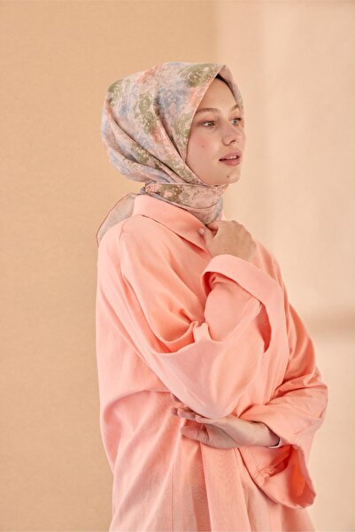 Silk Home Φουλάρι από οργανικό βαμβάκι με ραμμένες χειροποίητες άκρες με σχέδιο κήπου με χαμομήλια