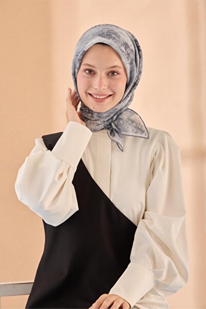 Silk Home Φουλάρι από οργανικό βαμβάκι με ραμμένες χειροποίητες άκρες με σχέδιο κήπου με χαμομήλια