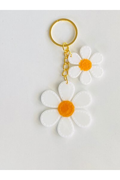 Ustaeller Yellow-White Keychain with Daisy Figure