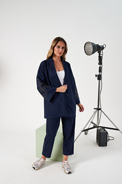 MİA NOURA ЖІНОЧІ ПЛІЧКА І СПИНА З БОКОВИМИ ВИШИВКАМИ ТКАНИНА ОВЕРСІЗ КІМОНО