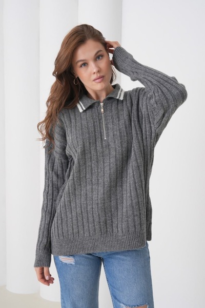 Ambessa Style سترة بولو فاخرة بتفاصيل ياقة وسحاب