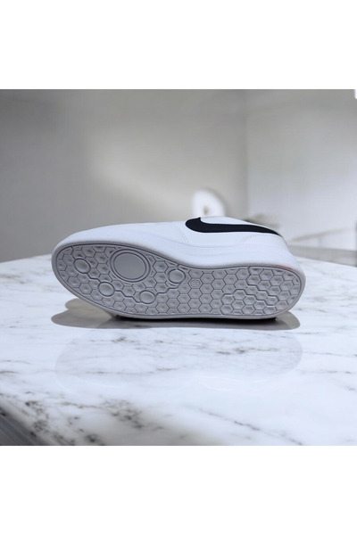 NiLi Unisex Sneaker Sports Shoes White Black