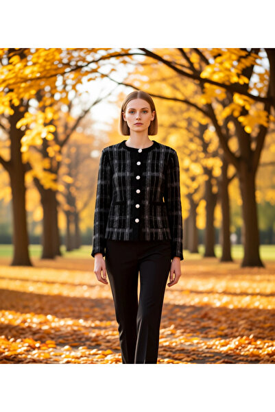 BENERLY Women's Plaid Pattern Soft Textured Crew Neck Long Sleeve Regular Fit...