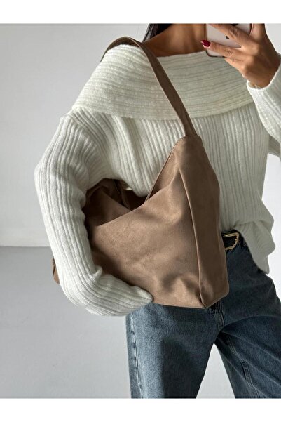 cosybag. Tote Large Size Hidden Pocket Detail Suede Useful Bag Cream