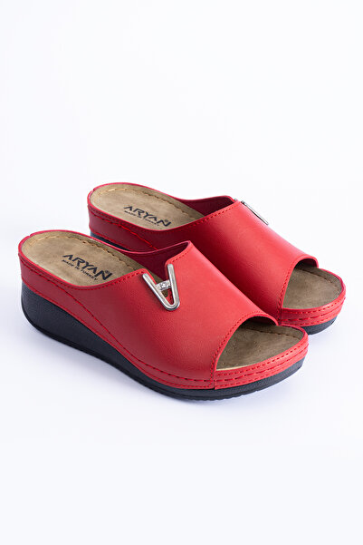 Polomia Comfort Noemi Women's Anatomical Comfortable Padding Sole Buckle Accessory Detailed Summer Home Daily Slippers