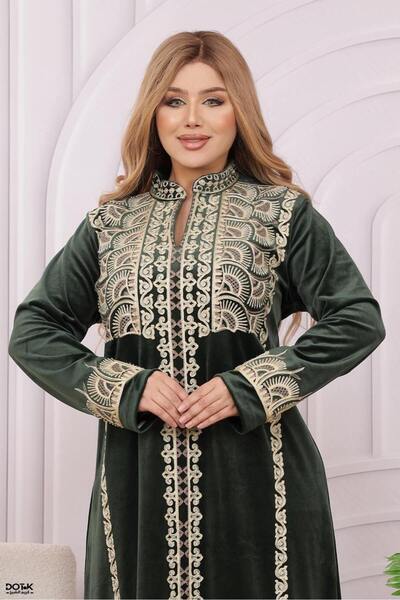 Lyaly aljlabyh A velvet winter jalabiya with elegant "shoulder and arm" embro...