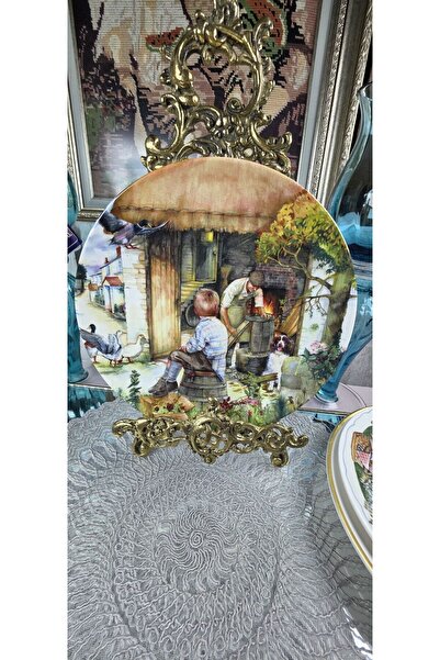 Bavaria Royal Doulton Hikaye Temalı Duvar Tabagı Model 2 22 cm Boyut