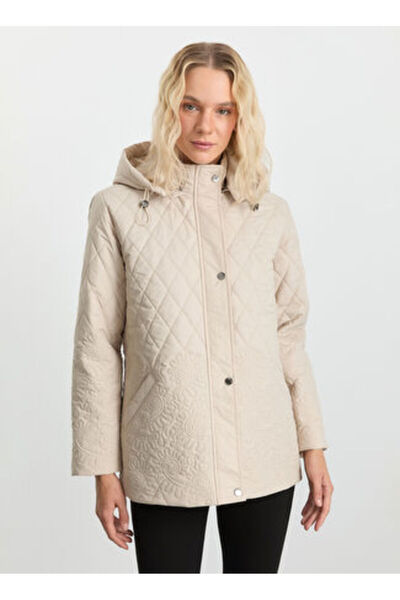 Selen Bej Kadın Standart Kapitone Mont 25KSL6162
