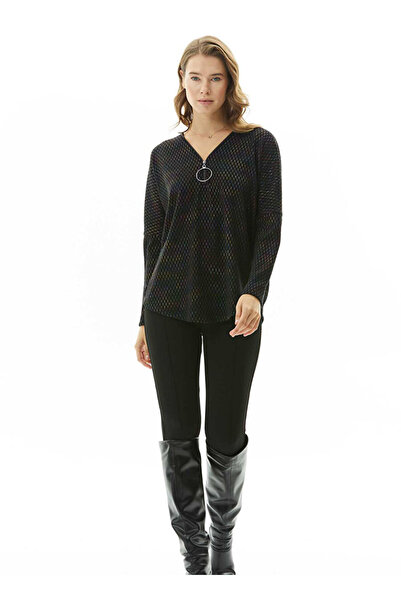 Selen V Yaka Çizgili Siyah Kadın Bluz 24KSL8990