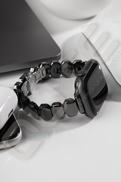 Quse Onyx Steel Band Compatible with Apple Watch – Black – 44Mm/45Mm/46Mm & Series 1–3 42mm