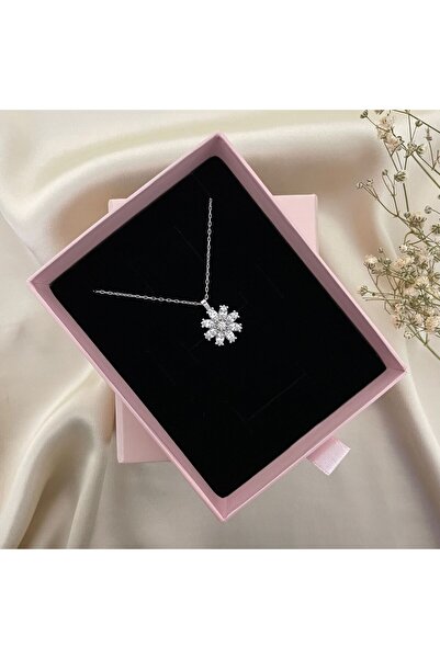 Lovera Jewellery 925 Ayar Gümüş Sertifikalı Beyaz Taşlı Papatya Çiçeği Kolye ...