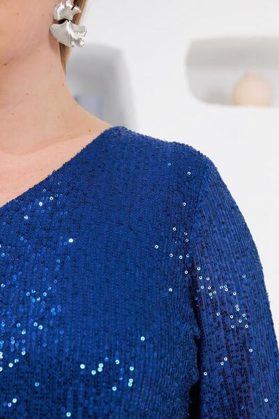 RMG Plus Size Sequin Blouse