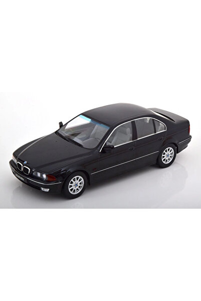 KK Scale 181053 1/18 BMW 540i E39 Sedan 1995 Black