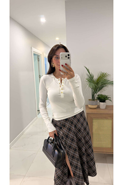 BİRCANÇİL Yusra Ecru Snap Button Blouse