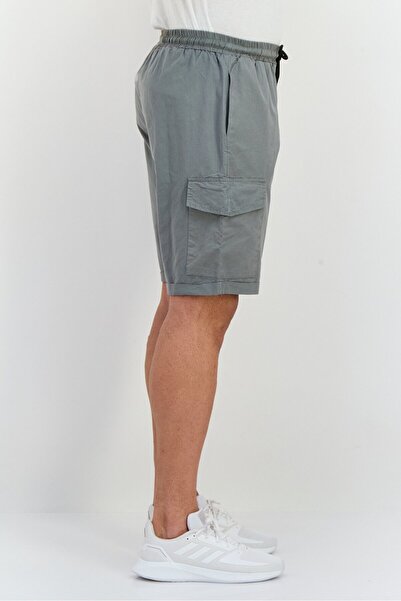 Trendyol Collection Men Plain Cargo Shorts, Dark Grey