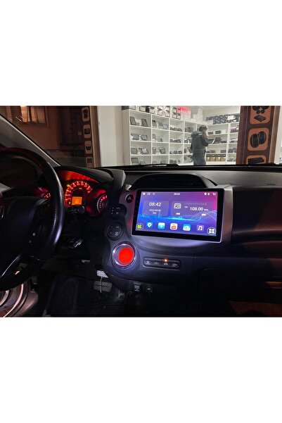 AVGO HONDA JAZZ ANDROİD EKRAN MULTİMEDYA SİSTEMİ (6+128GB)