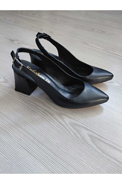 Henne Heeled, Open-Back, 7 Punt