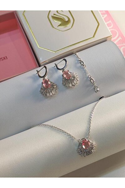 Generic Necklace with earrings