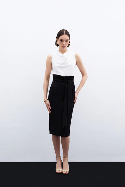 Sateen Fustă creion cu centură - neagră