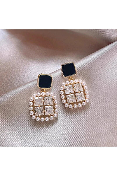 GlaMLo Accessories Elegant Earrings with Crystals, Pearls and Black Detail