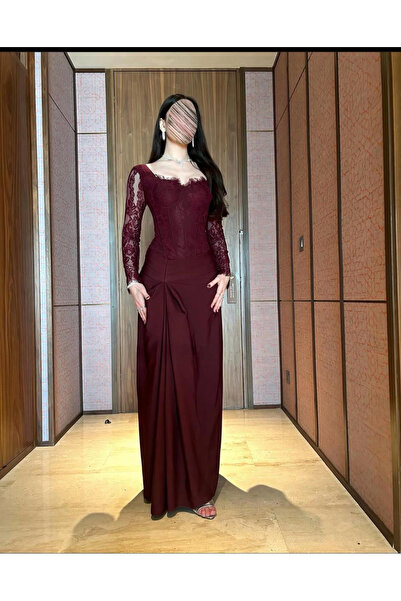 Joji Elegant lace dress